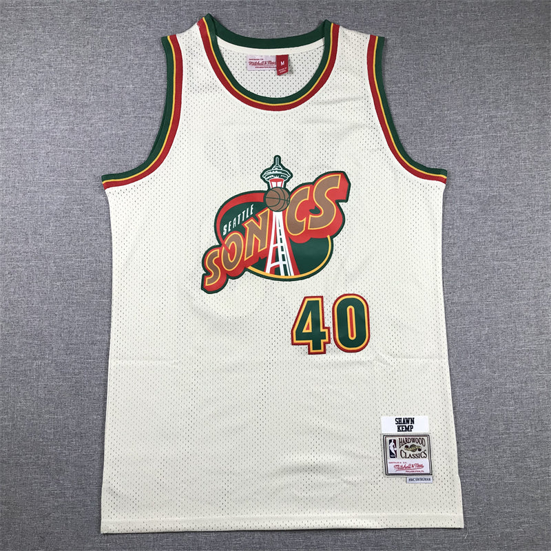 1996 Sonics Legend Edition Shawn Kemp White and Green