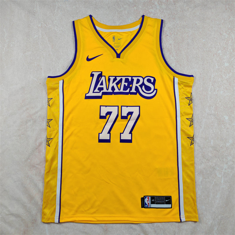 Los Angeles Lakers Showtime Edition (Yellow)