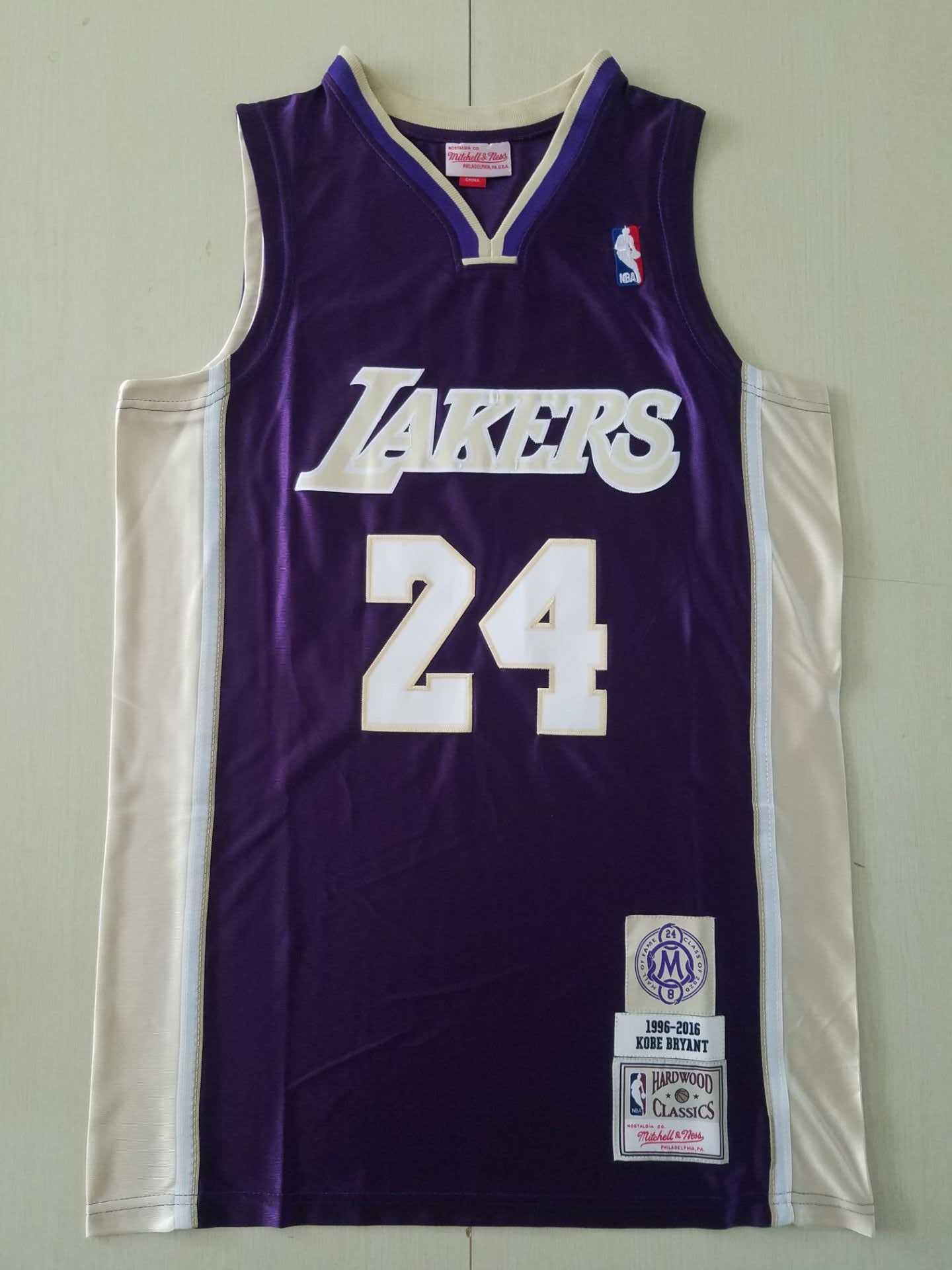 2006 Lakers Legend Edition Kobe Bryant #24 Purple/Gold