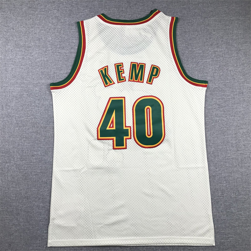 1996 Sonics Legend Edition Shawn Kemp White and Green