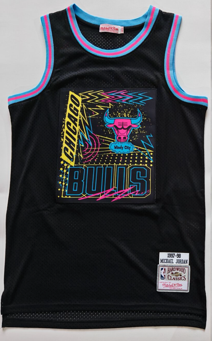 Michael Jordan Chicago Bulls Hardwood Classics SPECIAL EDITION (Black and Pink