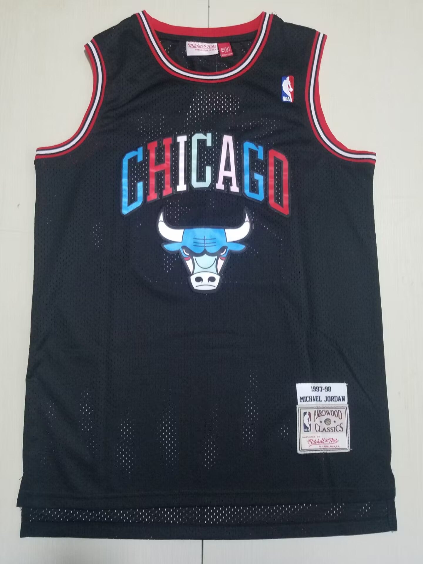 Chicago Bulls Michael Jordan #23 1997-98 Legend Retro Edition Black & Multi